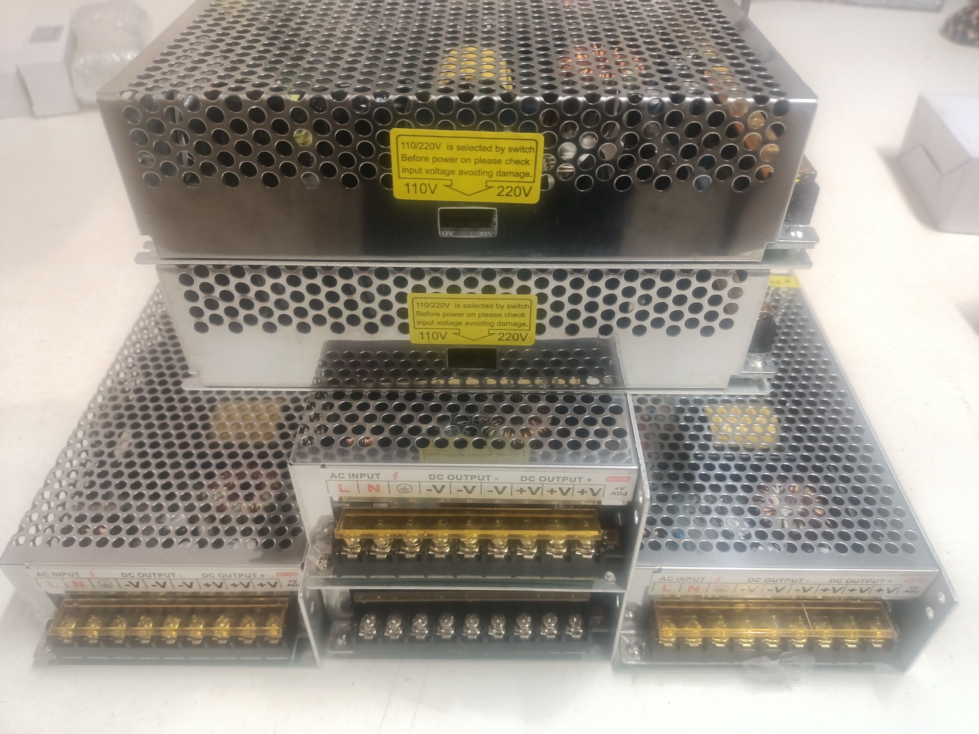 Блок питания Ataba 12v-5a