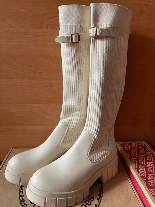 жіночі чоботи 37