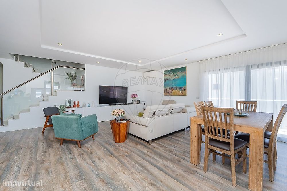 Apartamento T4 para venda