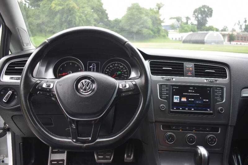 2017 Volkswagen Golf Alltrack TSI SE 4Motion