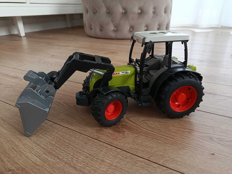 Traktor Bruder Claas mały zTURem