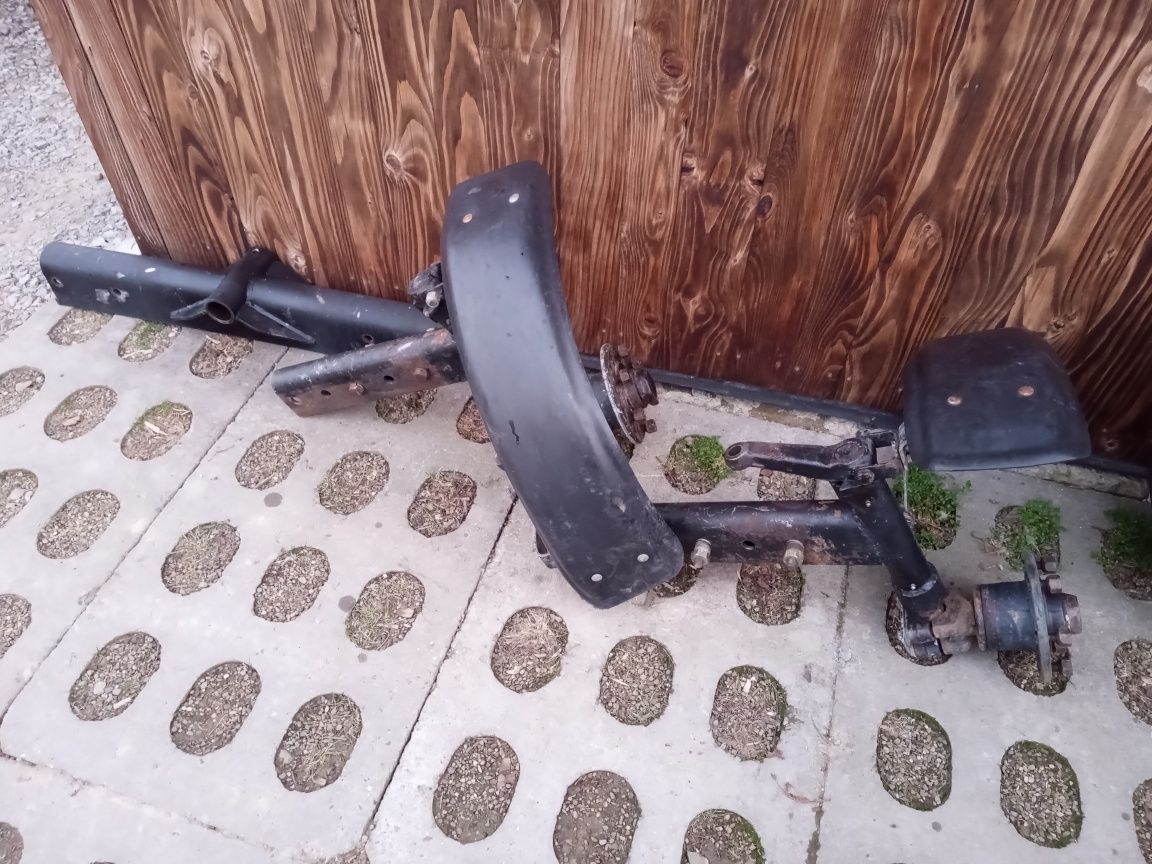 Sprzedam przednią oś do ursus c 360 i pochodne