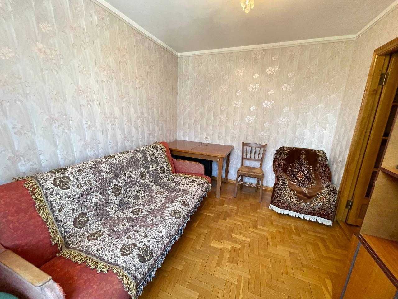 Продам чотирьохкімнатну квартиру на Намиві! АВТОНОМНЕ ОПАЛЕННЯ!