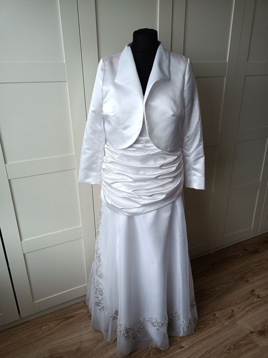 Suknia ślubna plus size maxi halka bolerko welon