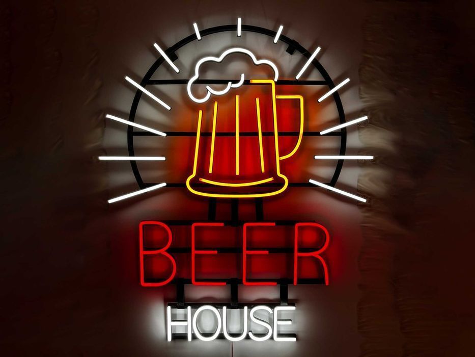 Неонова вивіска "Beer House" багатокольорова, 921*748 мм