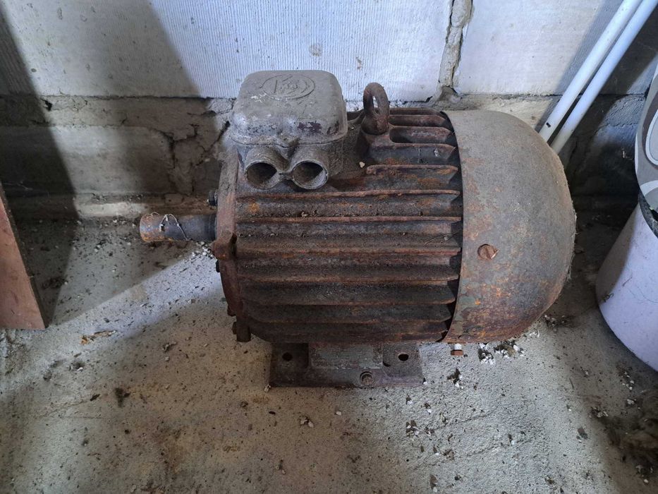 Silnik dwubiegowy wolnoobrotowy 5,5kW po przewinięciu