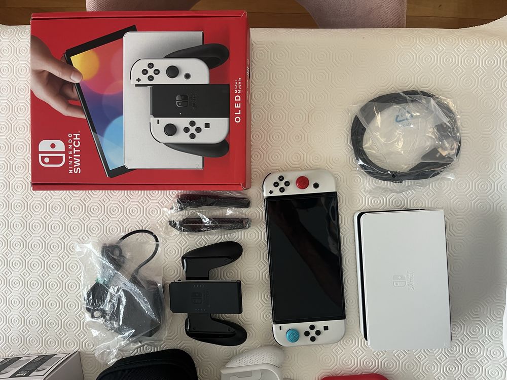 Nintendo switch oled + skull & go + acessorios