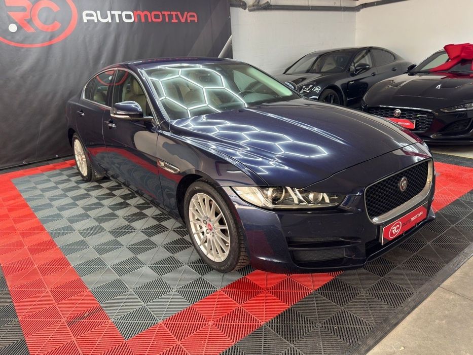 Jaguar XE 2.0 D Prestige