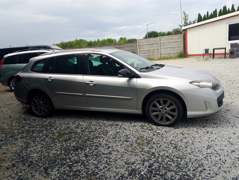 Renault Laguna benzyna Lift 2010,r