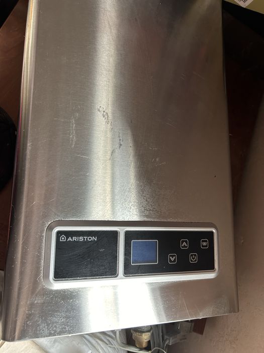 Газова колонка Ariston marco polo