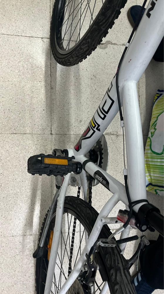 Bicleta B’Twin - Urban/Btt ligeiro