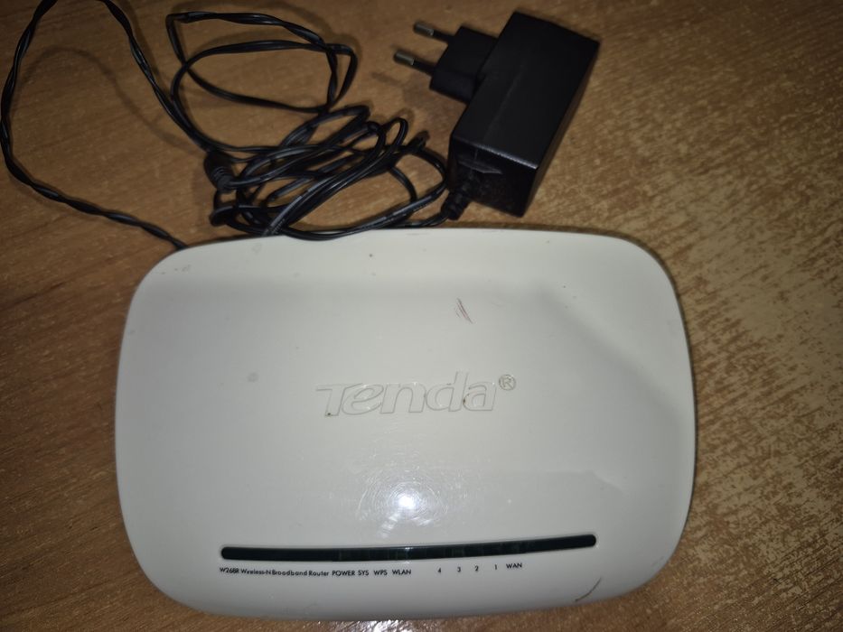 Роутер Tenda W268R, б/в