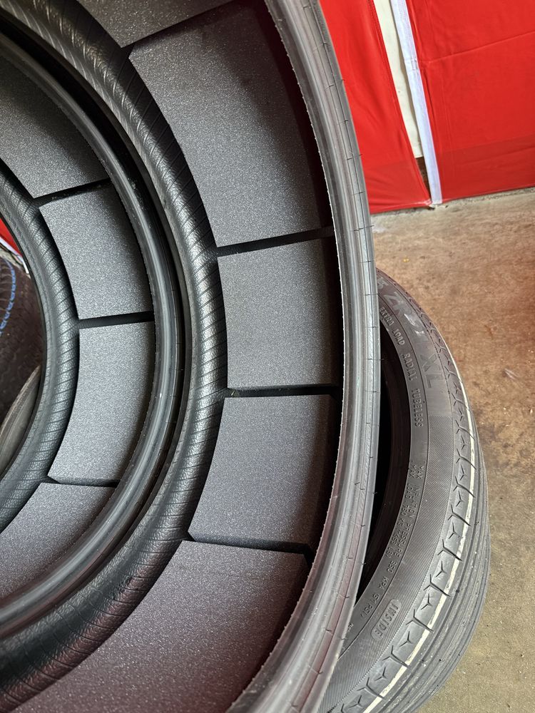 Pneus 235/35/20 Pirelli Homolgacao tesla como novos