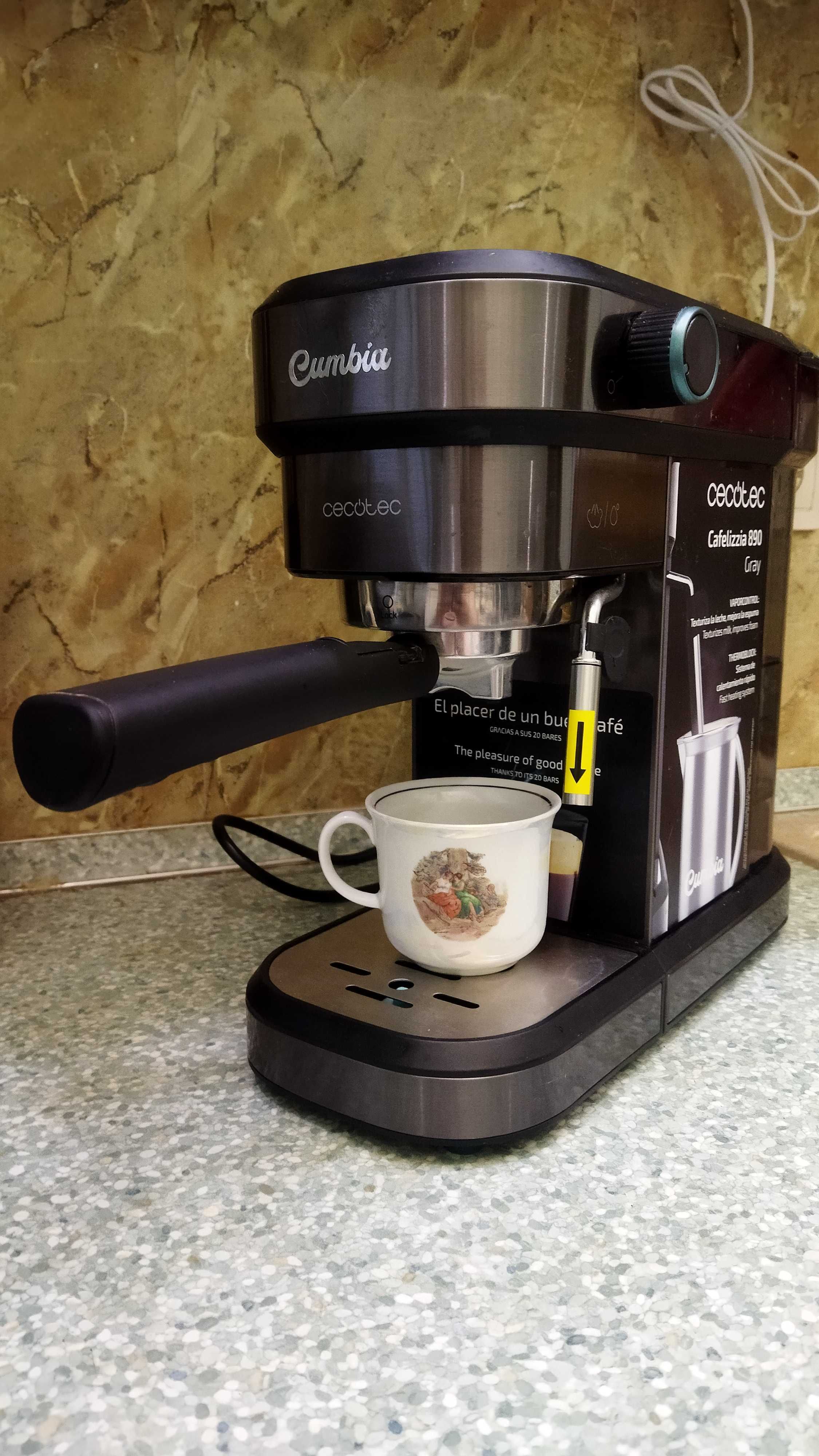 Кавоварка рожкова CECOTEC Cafelizzia 890 Gray CCTC-01624