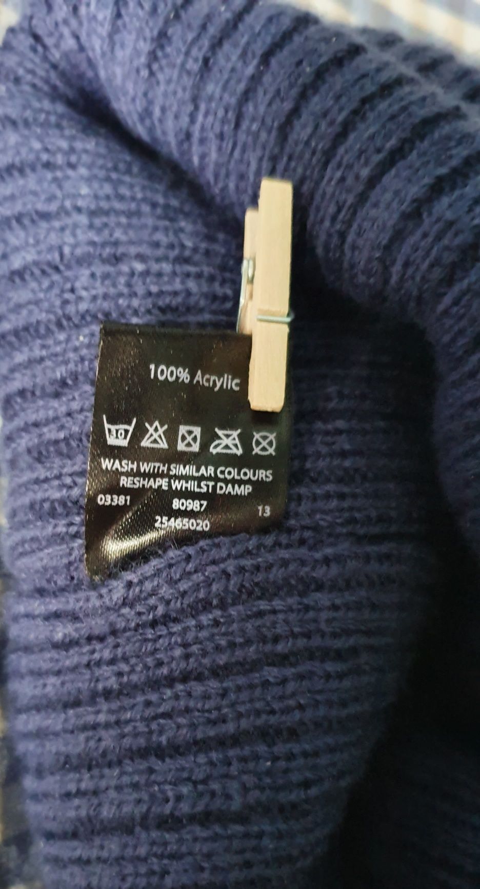 Зимова шапка CRANE