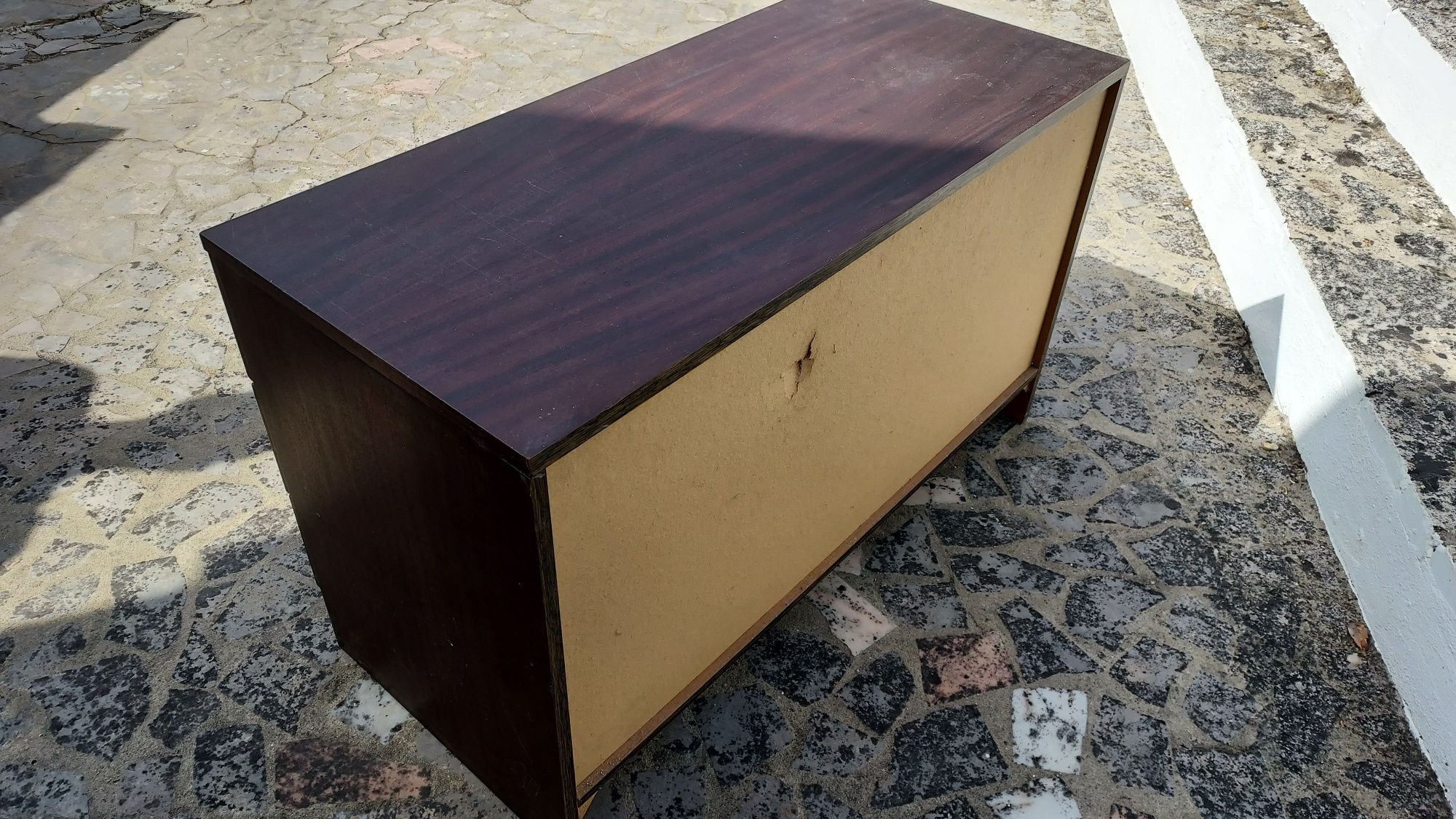 Cómoda 3 gavetas