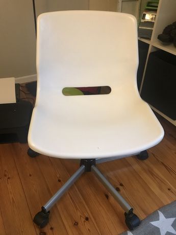 Krzesełko, fotel