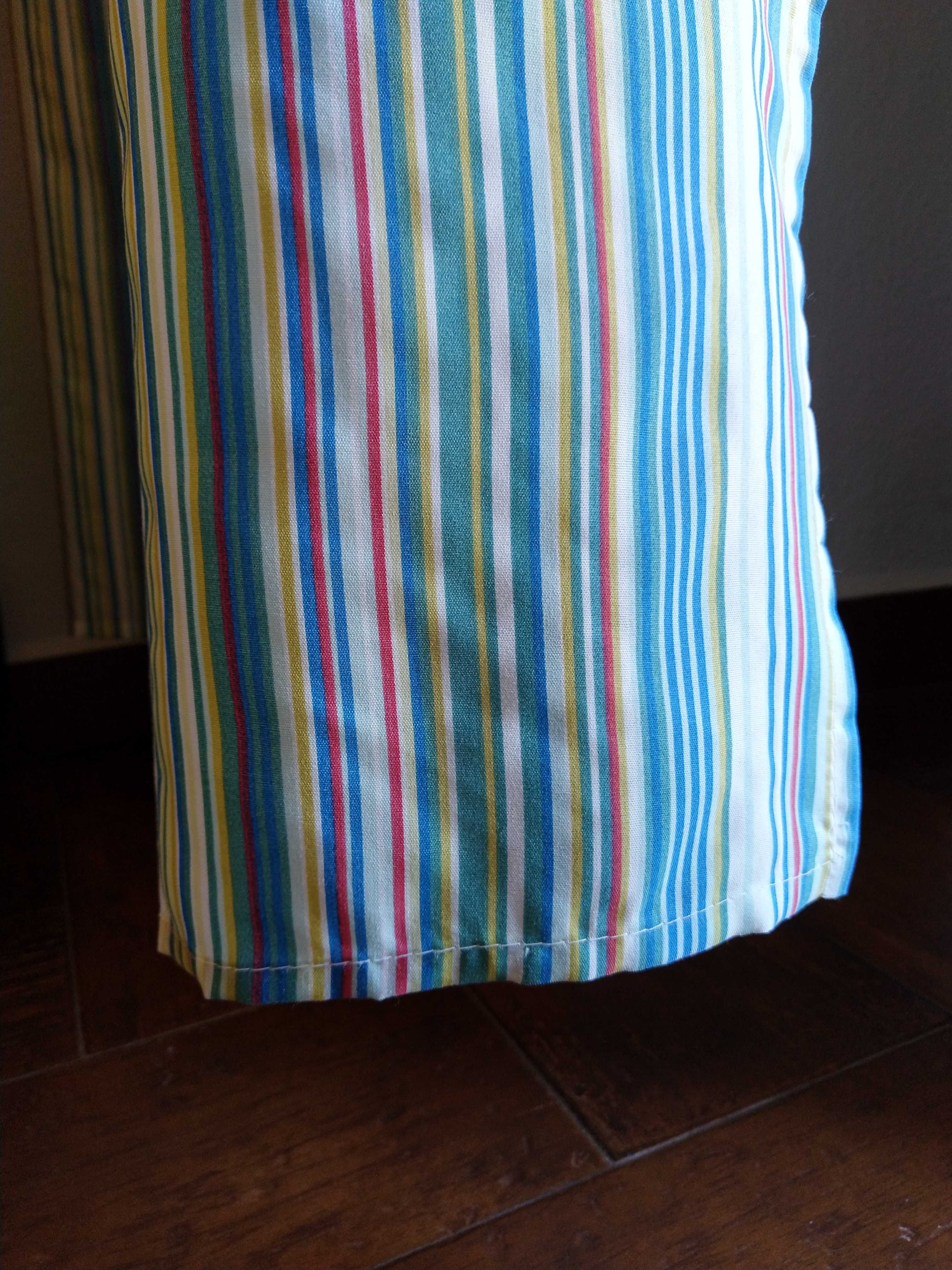 Conjunto de Cortinados às Riscas Coloridas