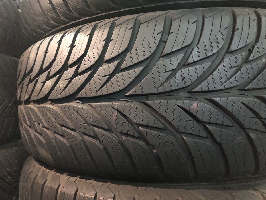 Шини 225/60 17 Uniroyal Allseason Expert