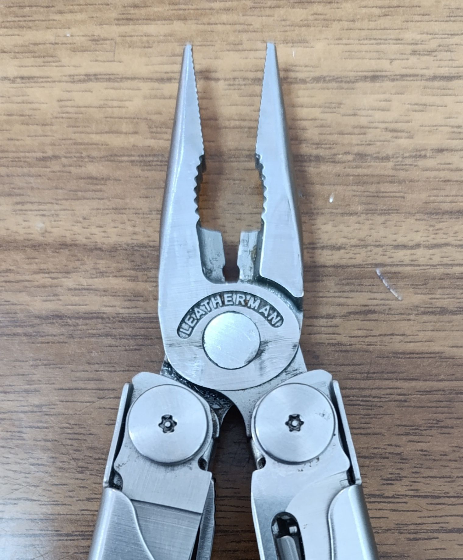 Мультитул Leatherman WAVE