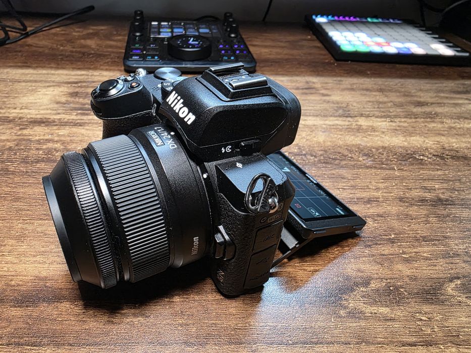 Nikon Z50 + Nikkor Z DX 24mm f/1.7 | Stan bardzo dobry