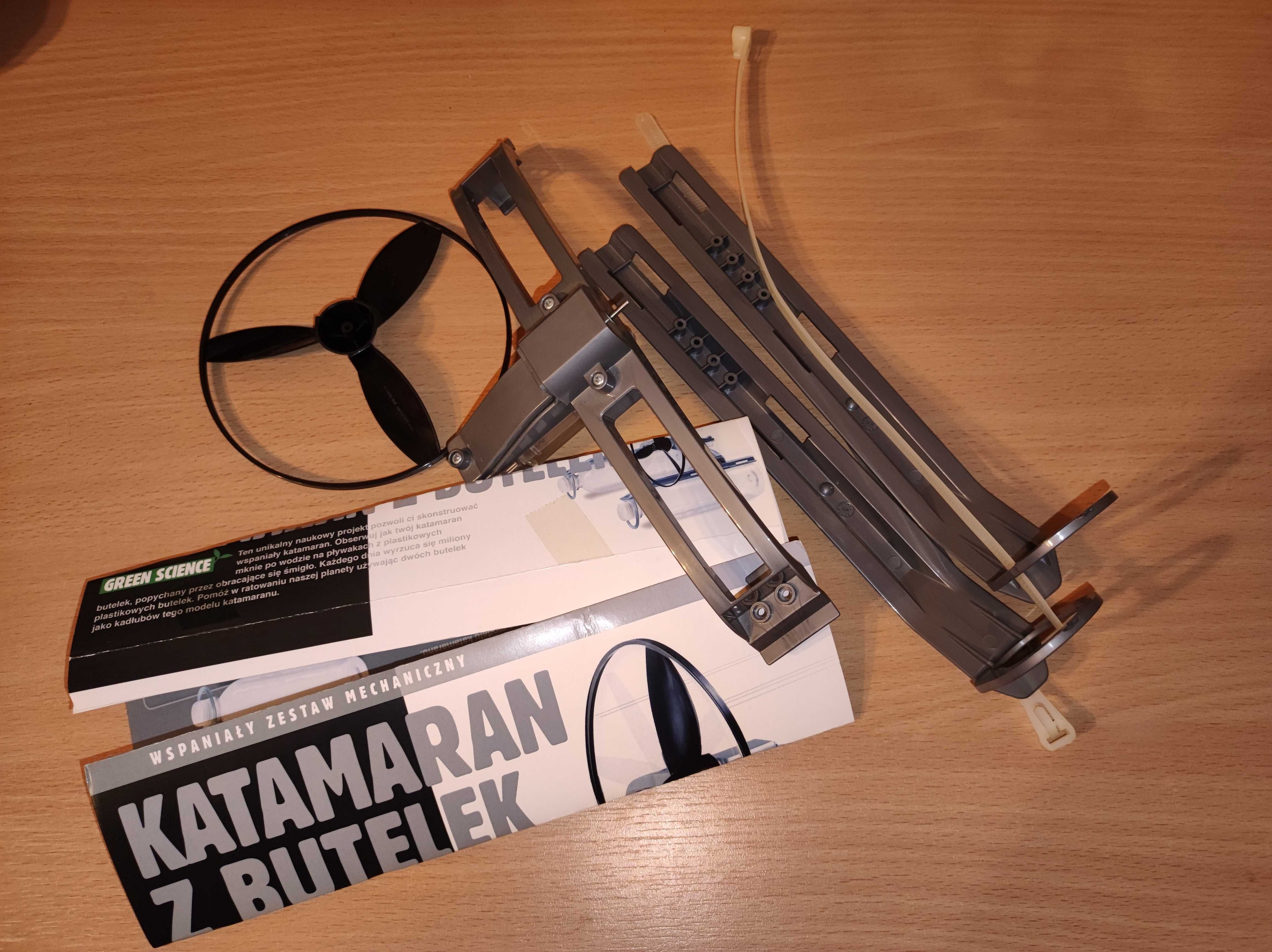 4M Katamaran z butelek