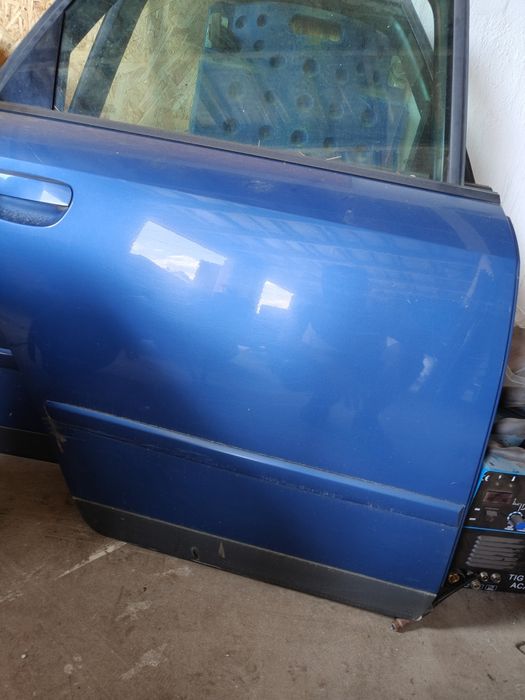 Prawe drzwi tył audi A4 b6 LZ5W