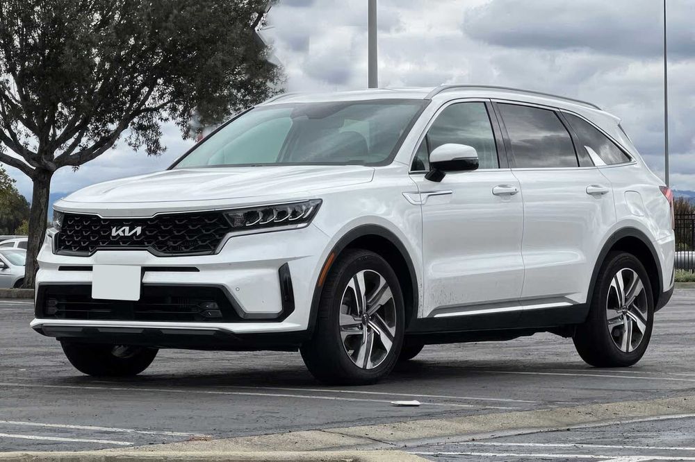Kia Sorento      2023