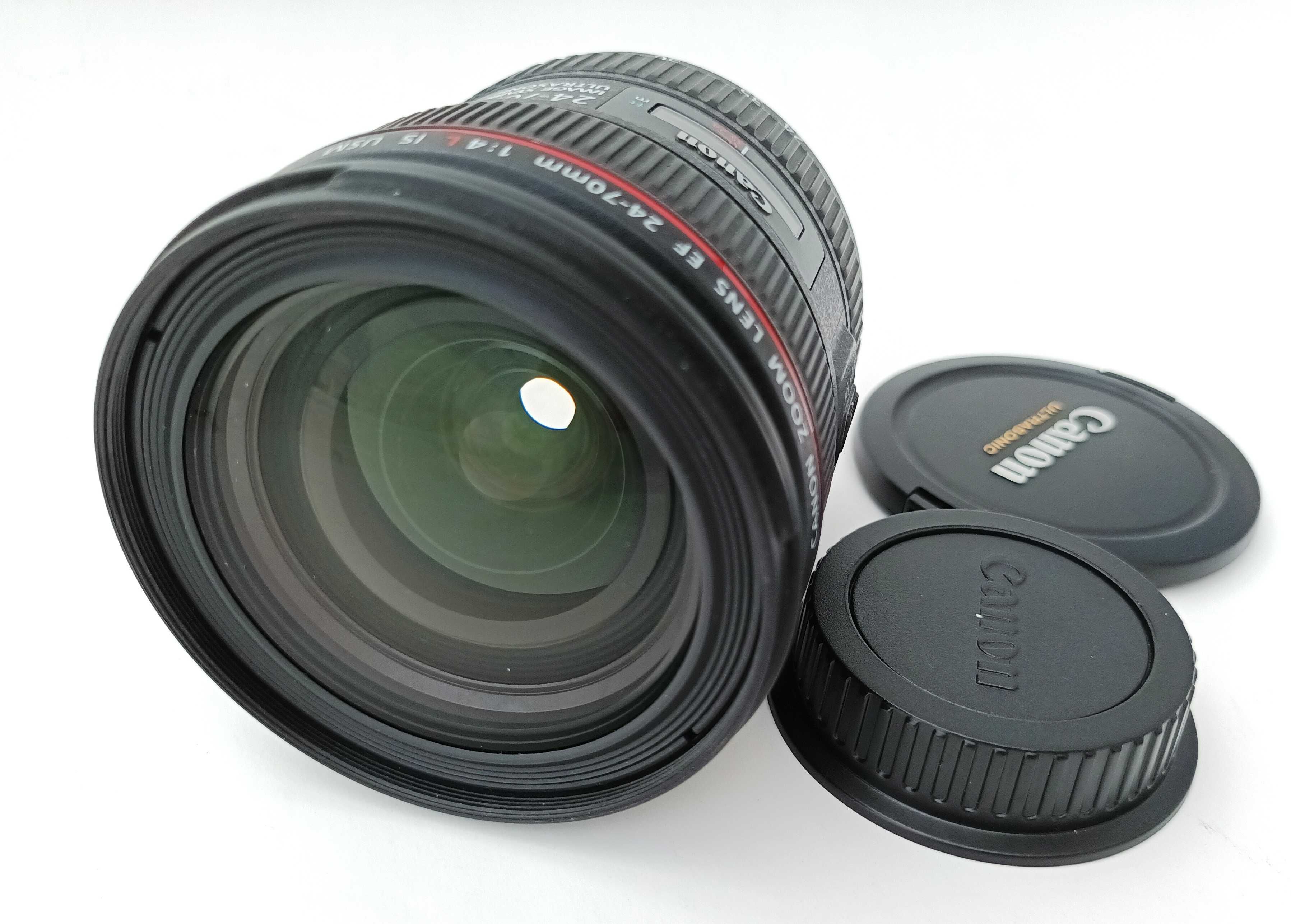 Canon 24-70 f 4.0 L + para-sol como nova