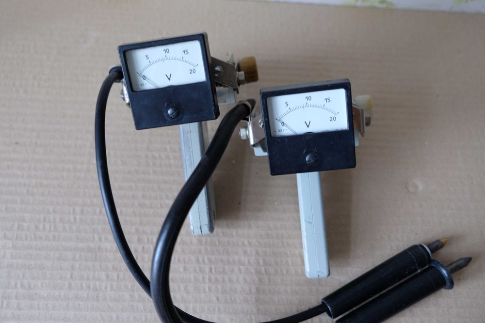 Нагрузочная вилка Э107 УХЛ4.СССР.0-20 Вольт.