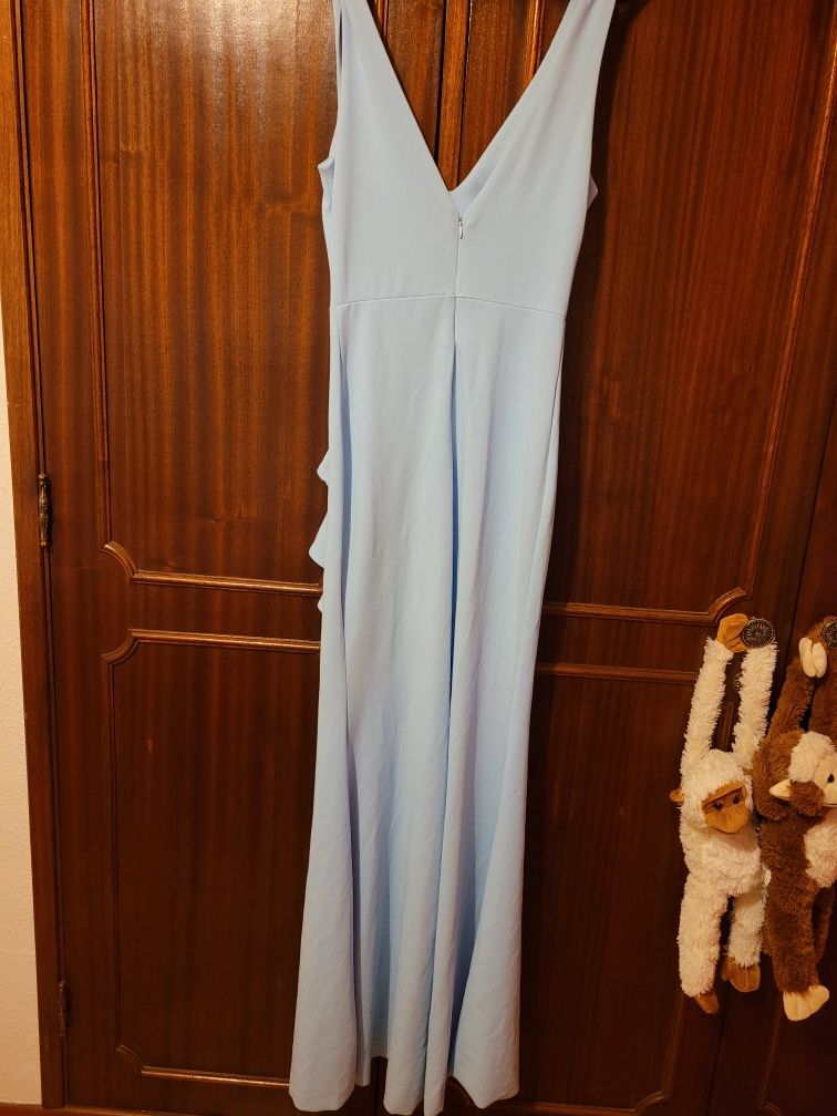 Vestido azul claro de cerimónia