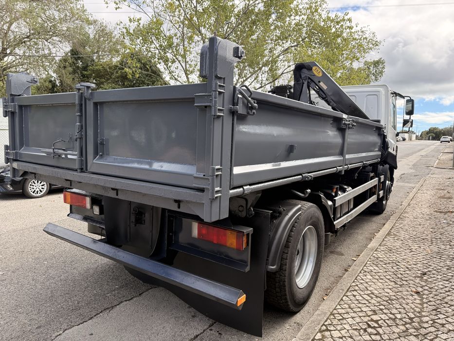 DAF CF GRUA COM CAIXA TRI-BASCULANTE APENAS 109.000km ##OPORTUNIDADE##