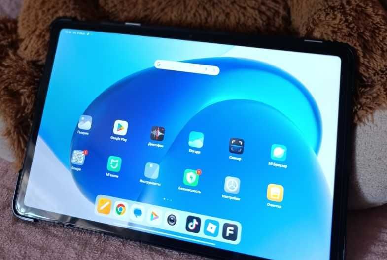Ігровий планшет телефон Xiaomi tab Redmi 256 black