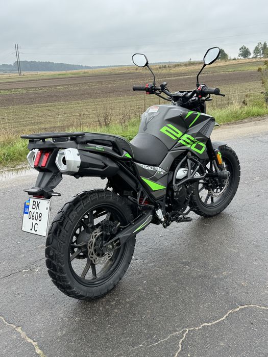 Продам текен 250 R LINE