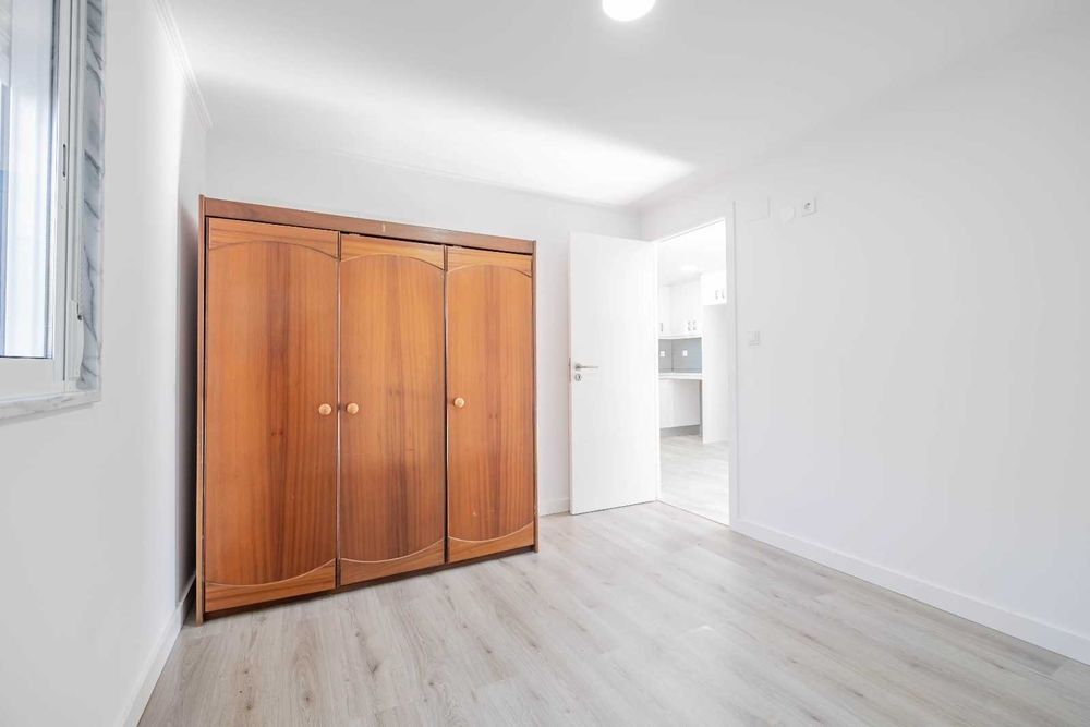 Moradia T2 pré Fabricada em Fernão Ferro