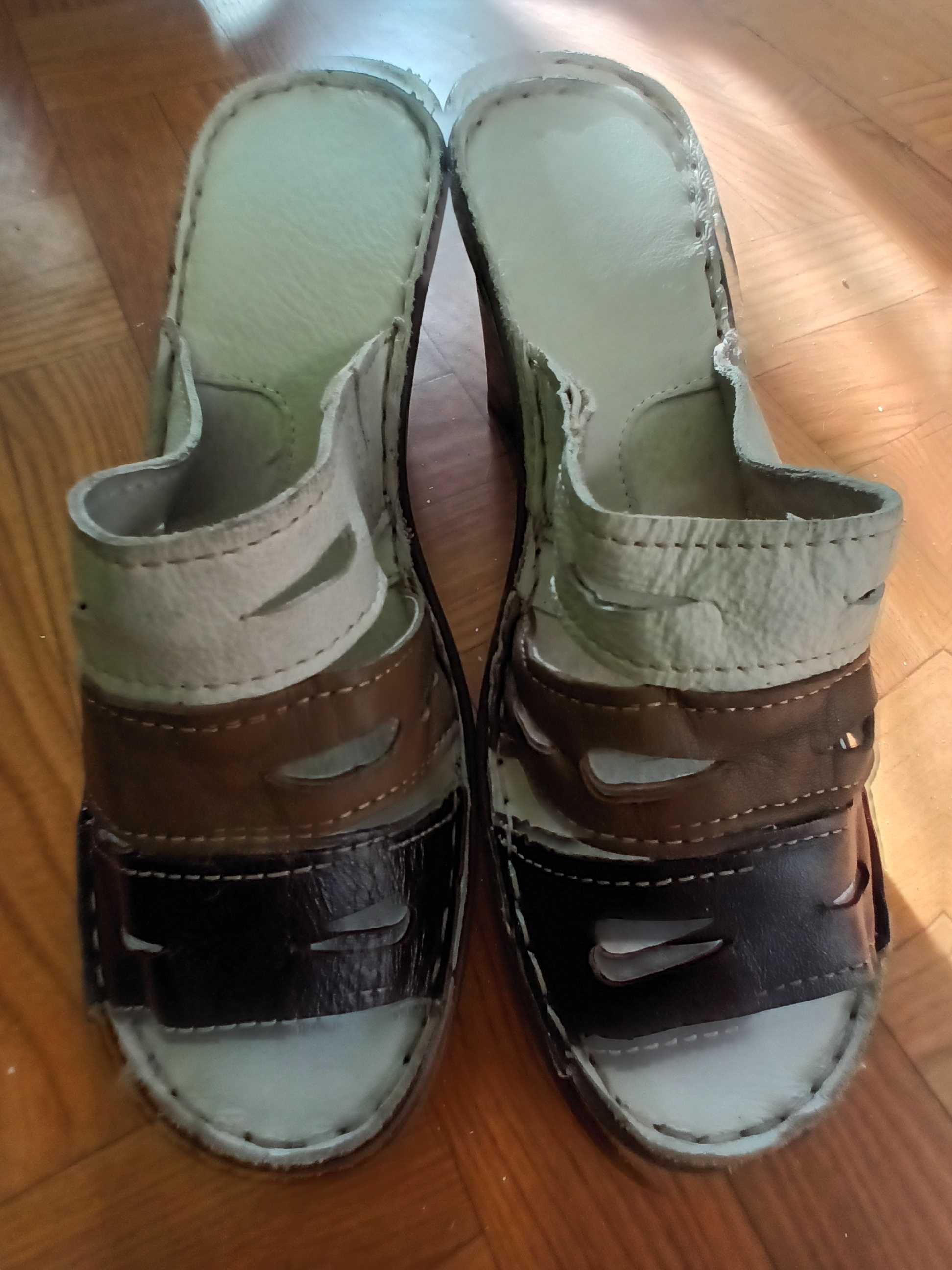 Wyprzedaż-nowe nieużywane buty klapki na koturnie-roz.38-BARDZO TANIO