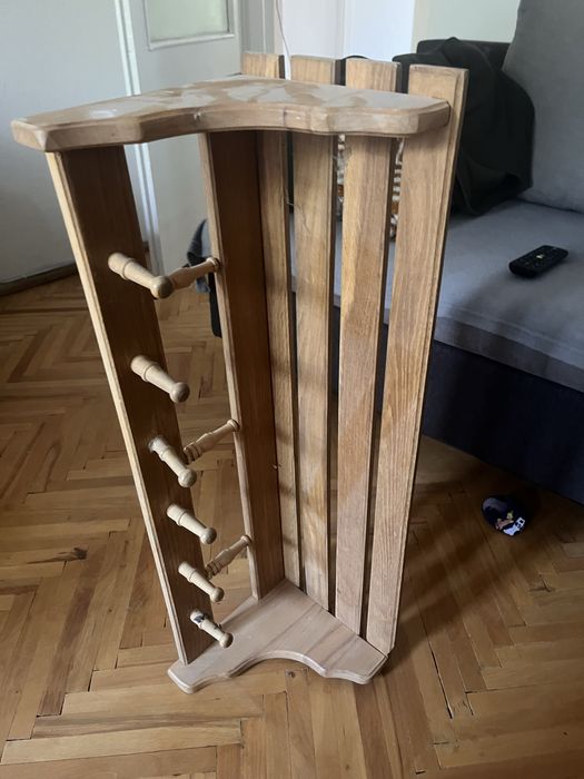 Wieszak do korytarza