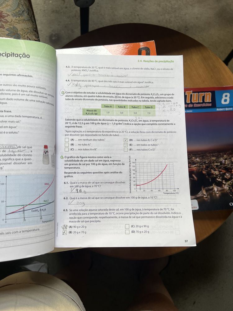 Livro de exercicios de fisicoquimica 8ano