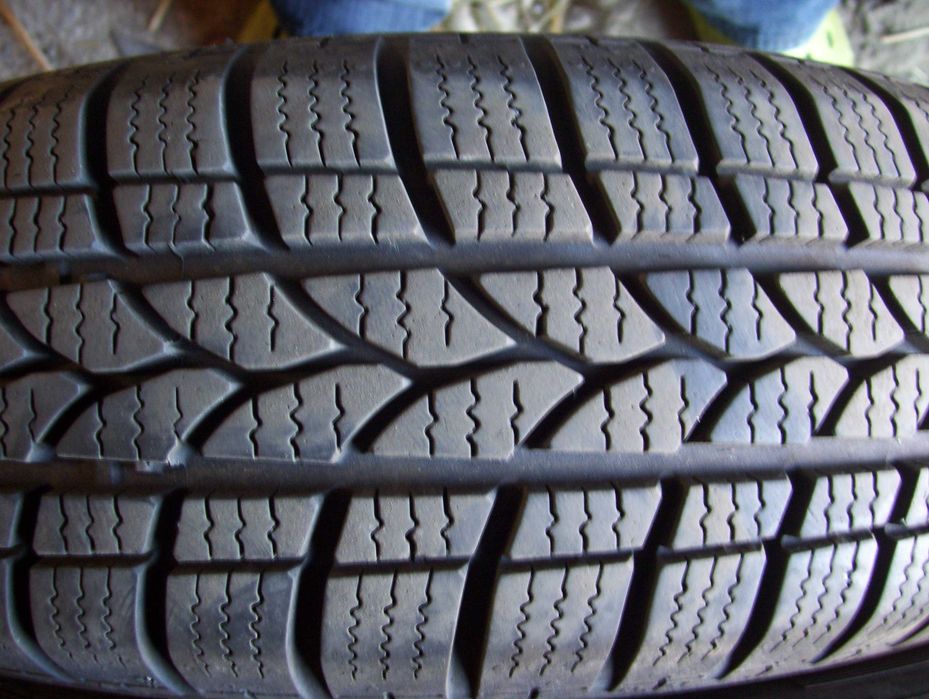 Bardzo Ładne Opony Zimowe 155/70 R13 R2020/21 Bieżnik 7 - 7,5 mm