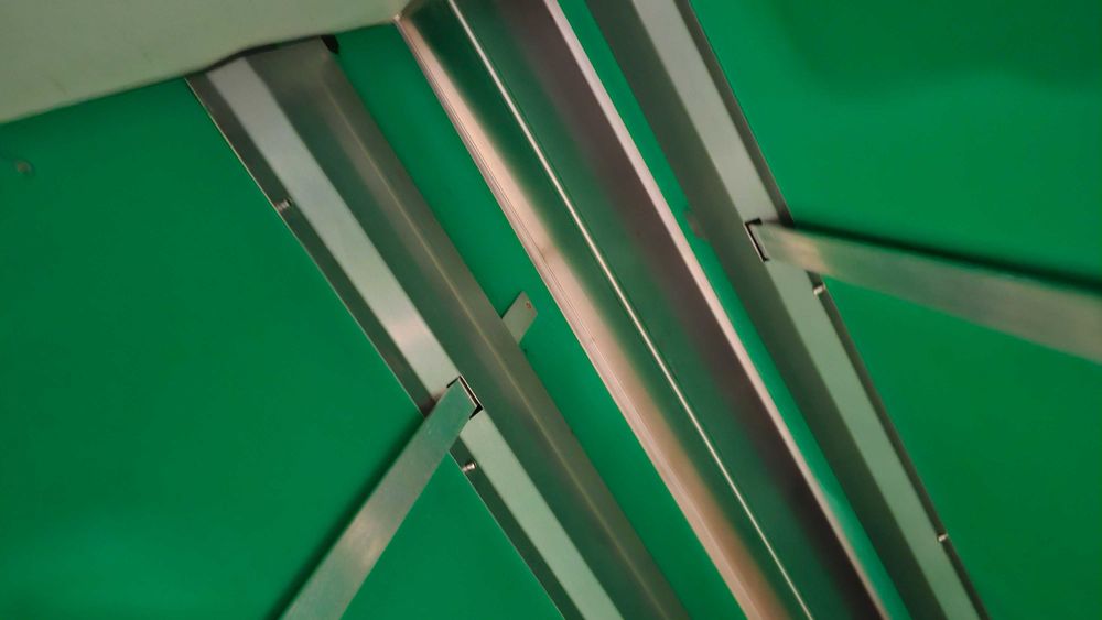 Karmnik paśnik dla świń tucznik  3 stanowiska solidny  import Holandia