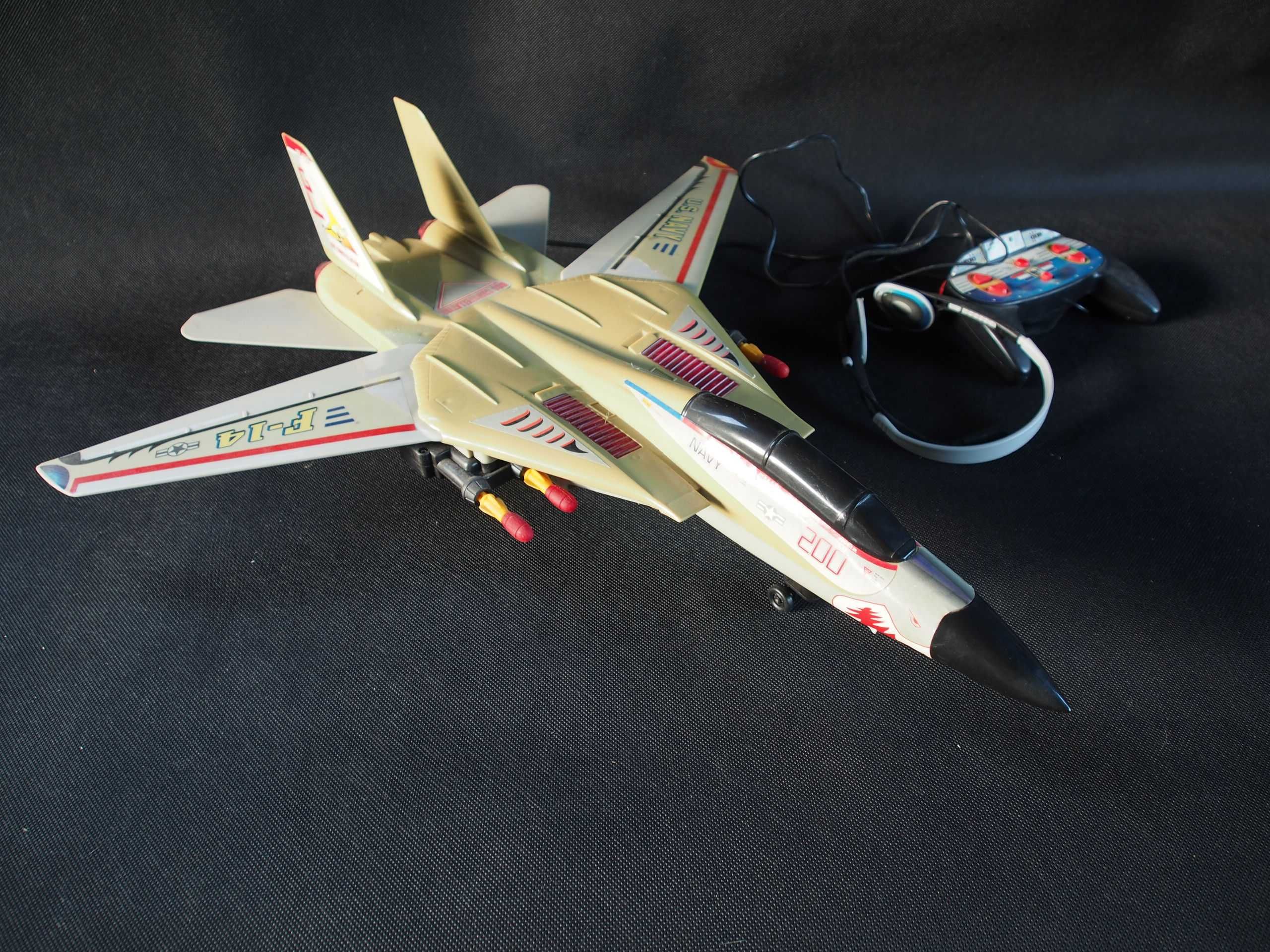 Samolot  na Baterie model F-14 TOMCAT Goldlok Toys