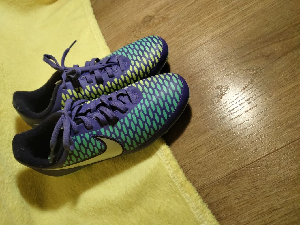 Бутси Nike MAGISTA