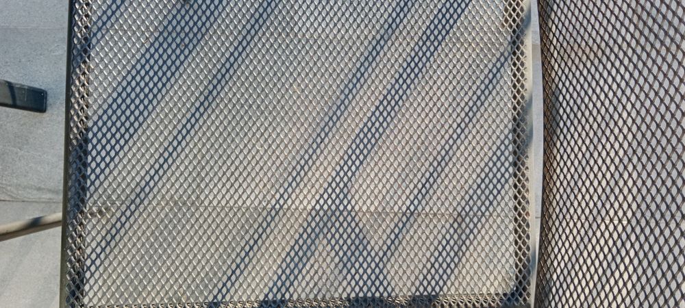 Krzesła ogrodowe i stół