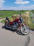 Suzuki Intruder 800