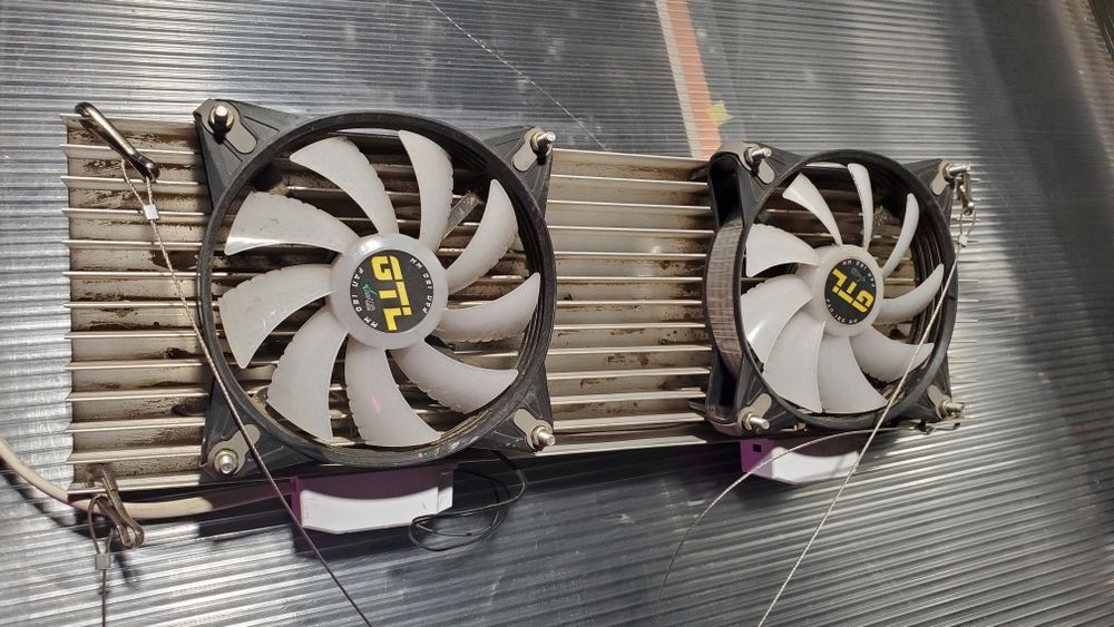 Продам фітопрожектор 203 Вт. Лінзи в комплекті!