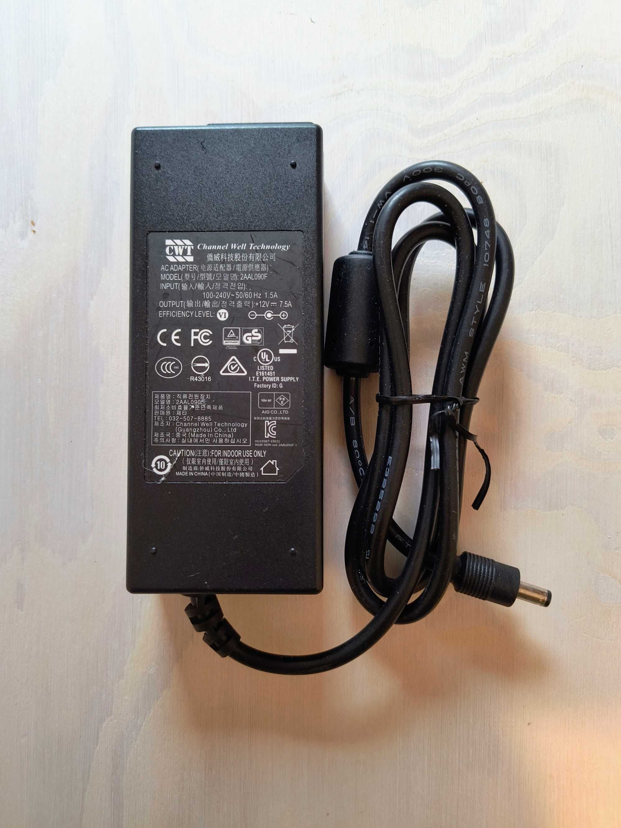 Zasilacz 12V 7,5A 90W 2AAL090F Wtyk 5,5x2,5 Channel Well Technology