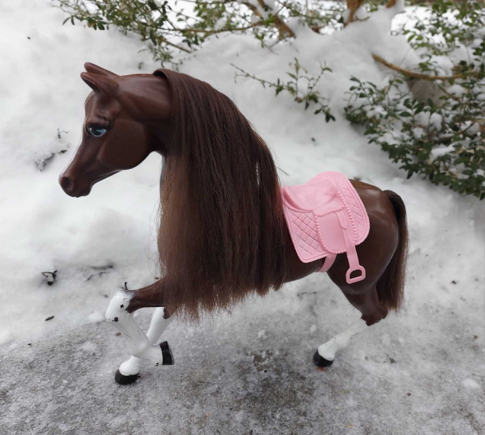 Конь Лошадь для куклы Барби Маттел
