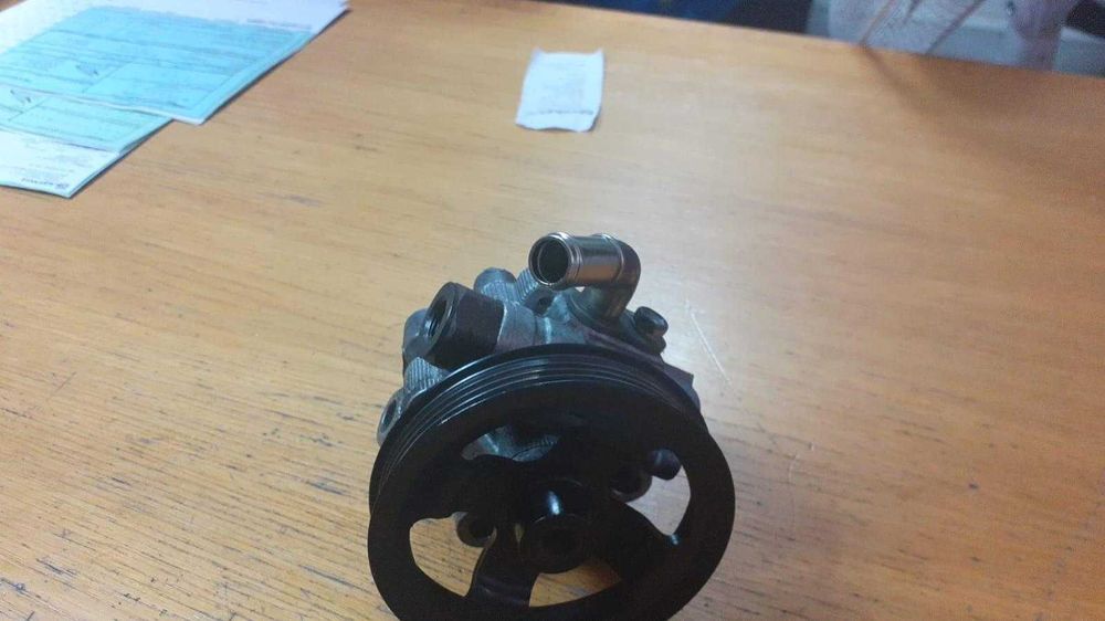 Bomba de Combustivel Toyota Avensis 2.0 D4D