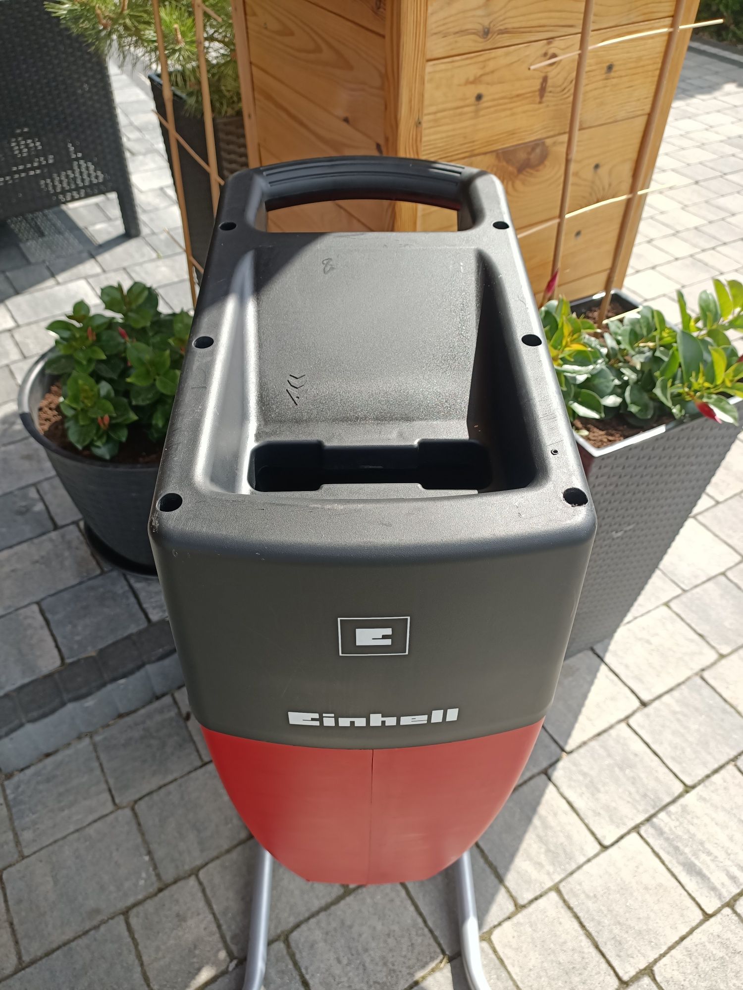 Rozdrabniacz walcowy do gałęzi Einhell GC-RS 2540