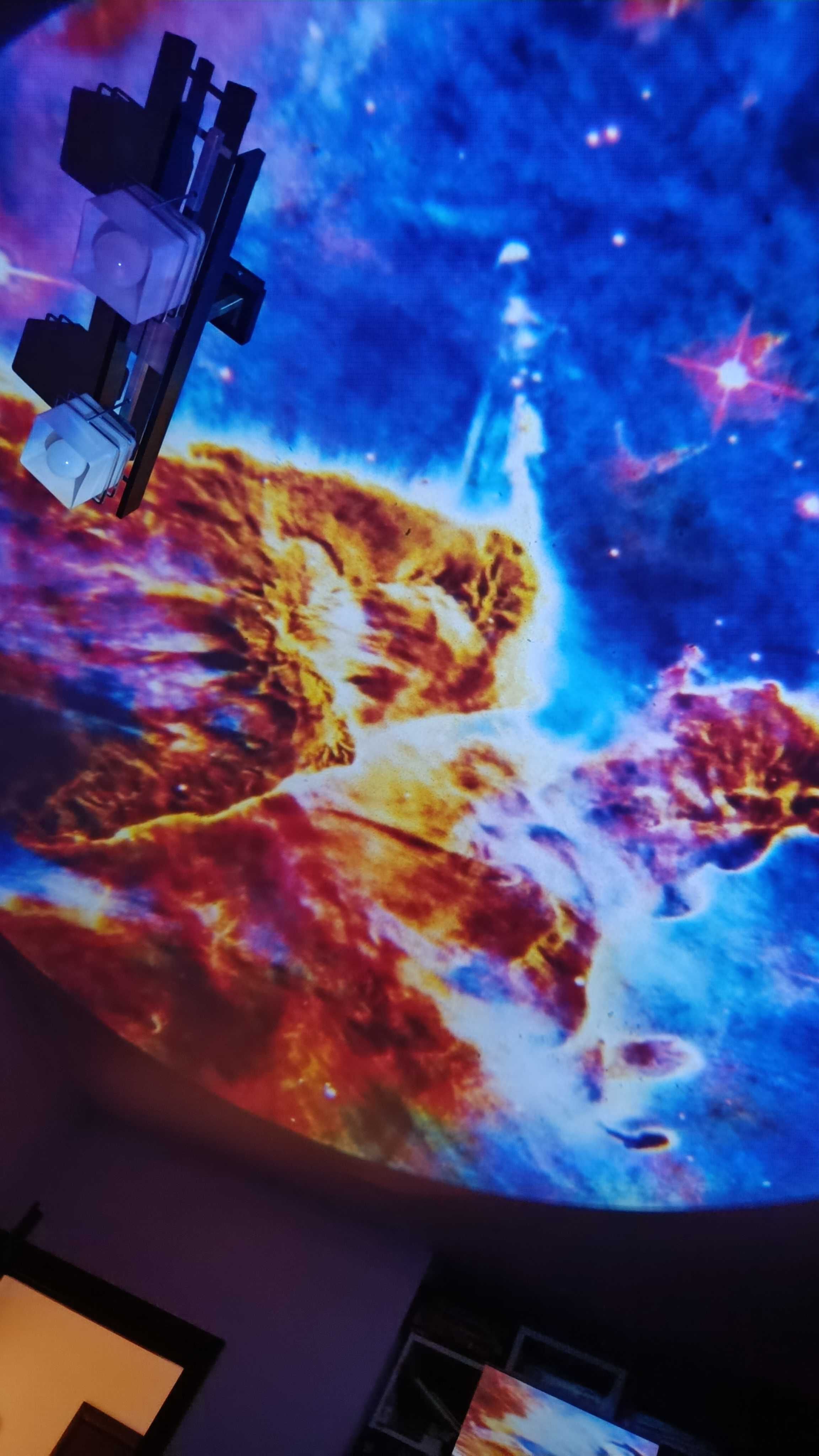 Projektor gwiaździstego nieba, planetarium, obrotowy, 13 dysków, real